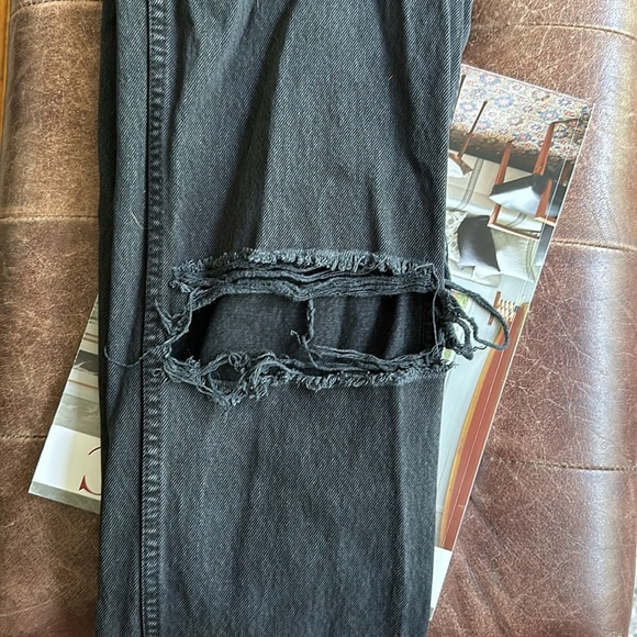 Re/Done Originals Washed Distressed Jeans - Picture 13 of 13